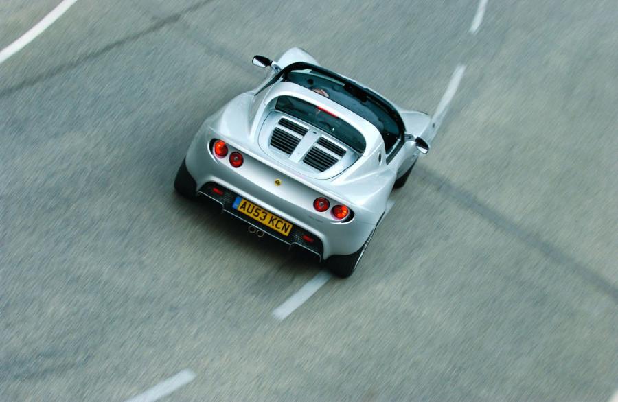  Lotus Elice 2002 года  (фото 15 из 26)